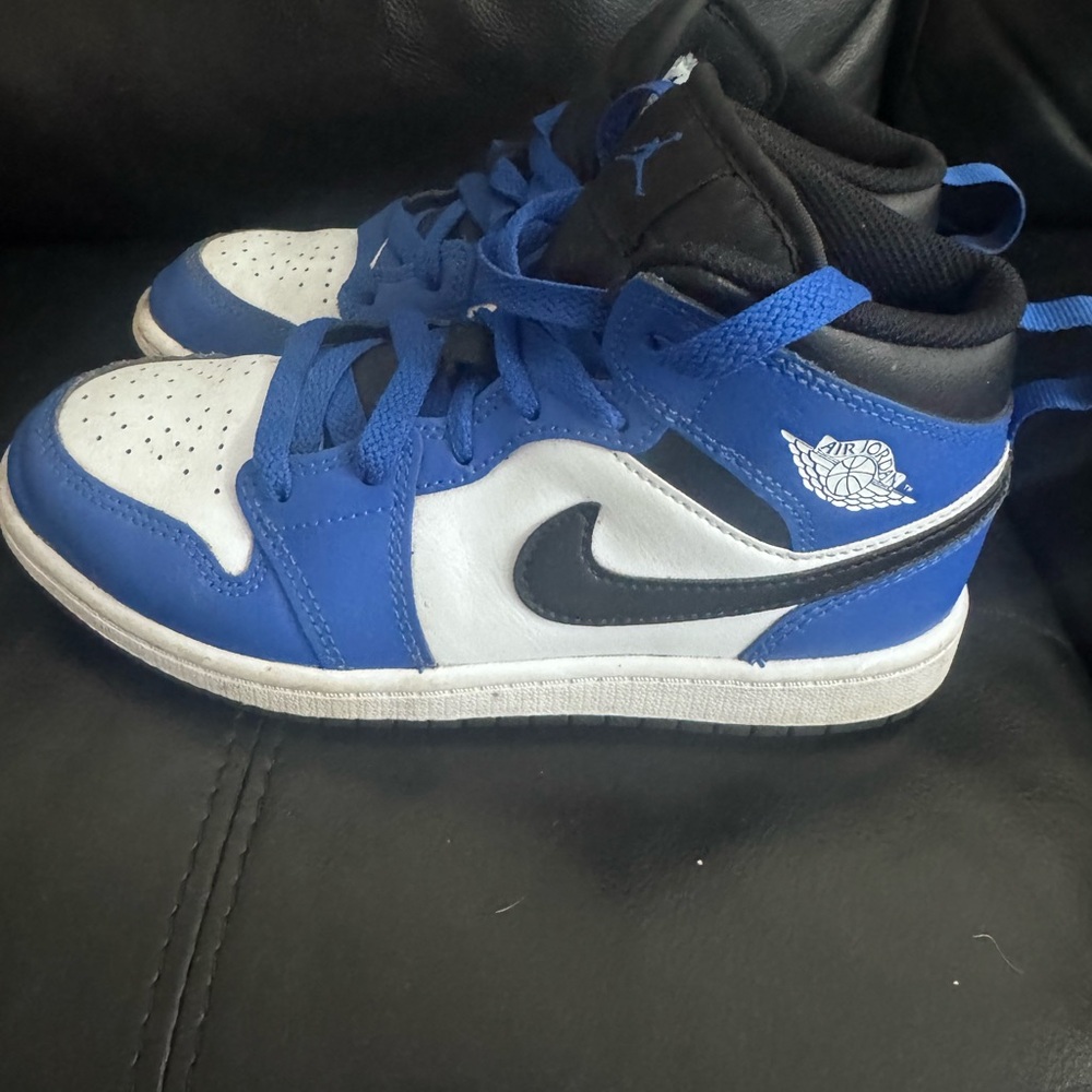 Nike Kids' Blue and Black Sneakers